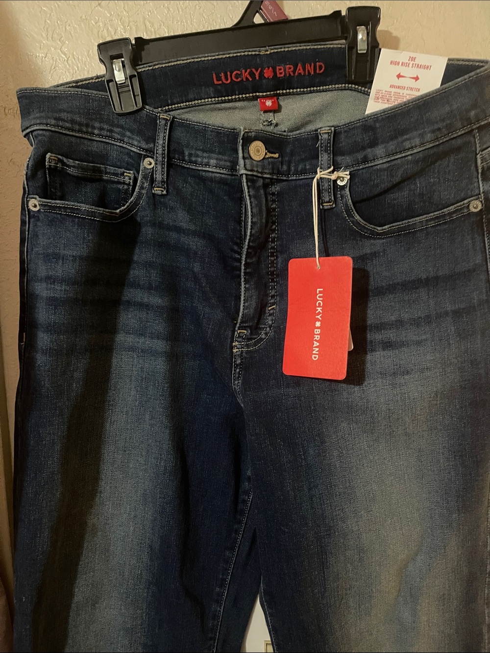 Lucky Brand Women’s Indigo Straight Jeans with Red Tag